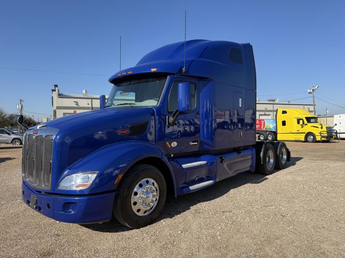 2022 Peterbilt 579-1