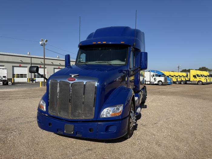2022 Peterbilt 579-37