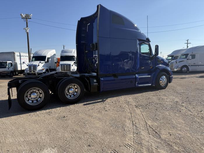 2022 Peterbilt 579-52