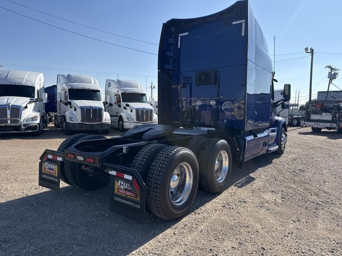 2022 Peterbilt 579-55