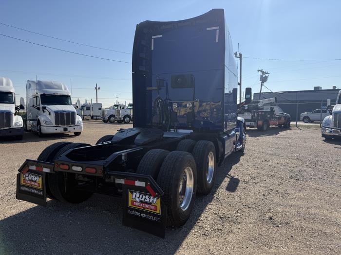 2022 Peterbilt 579-56