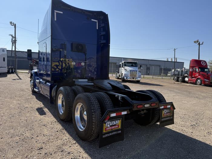 2022 Peterbilt 579-61