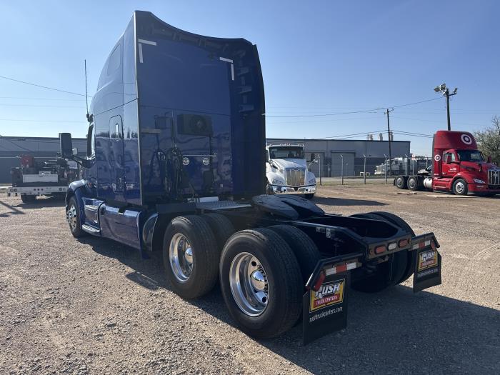 2022 Peterbilt 579-61