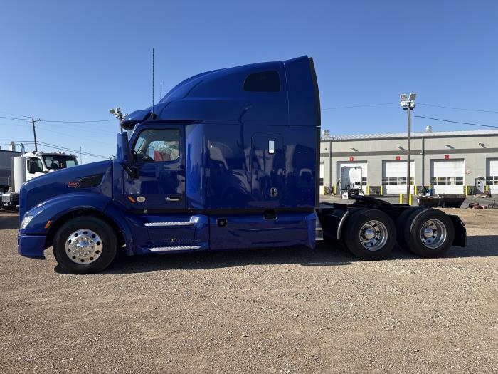2022 Peterbilt 579-68
