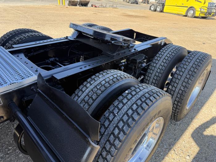 2022 Peterbilt 579-3