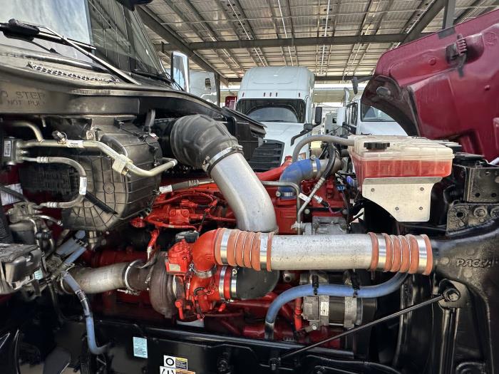 2022 Peterbilt 567-10