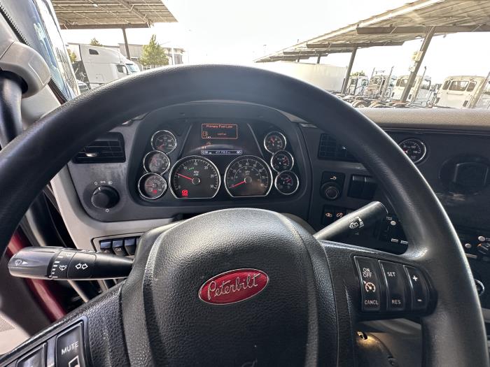 2022 Peterbilt 567-15