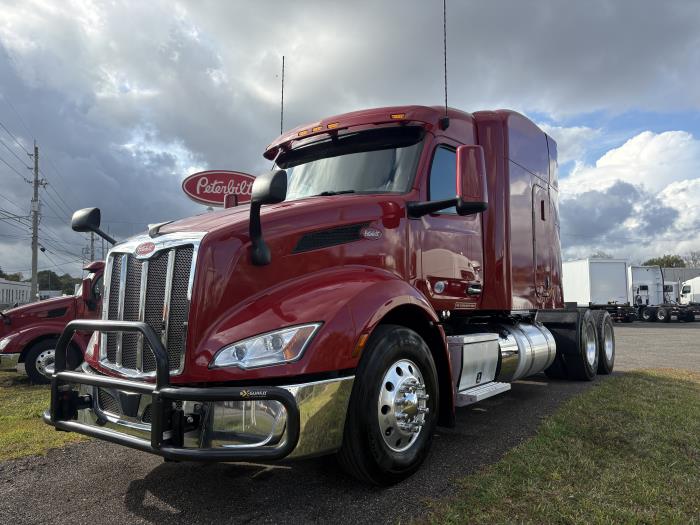 2022 Peterbilt 579-1