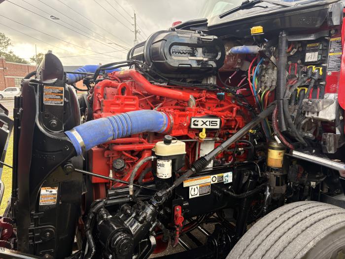 2022 Peterbilt 579-24