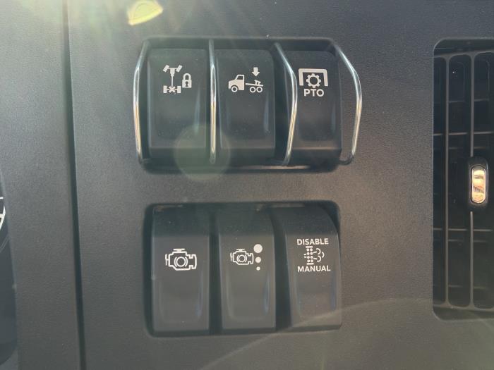 2025 Peterbilt 537-11