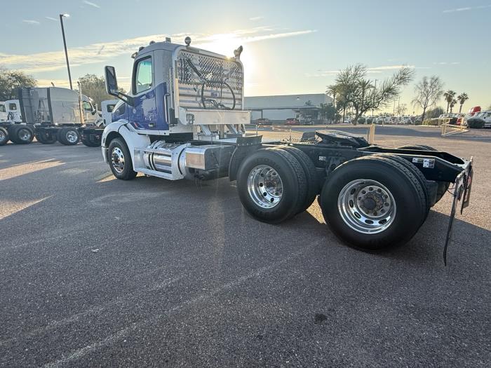2019 Peterbilt 579-2