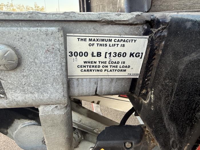 2020 Peterbilt 337-5