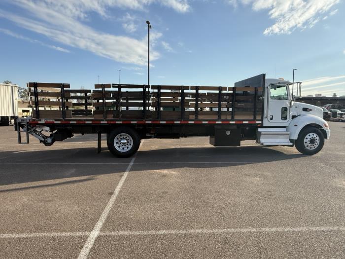 2020 Peterbilt 337-7