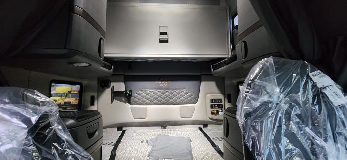 2026 International LT625-10