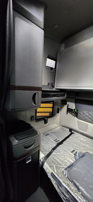 2026 International LT625-15