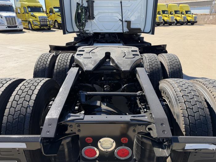 2021 International LT625-12