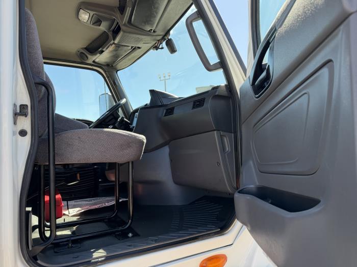 2021 International LT625-21