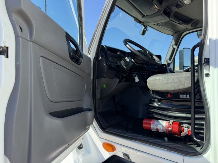 2021 International LT625-23