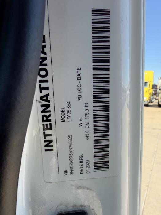 2021 International LT625-26