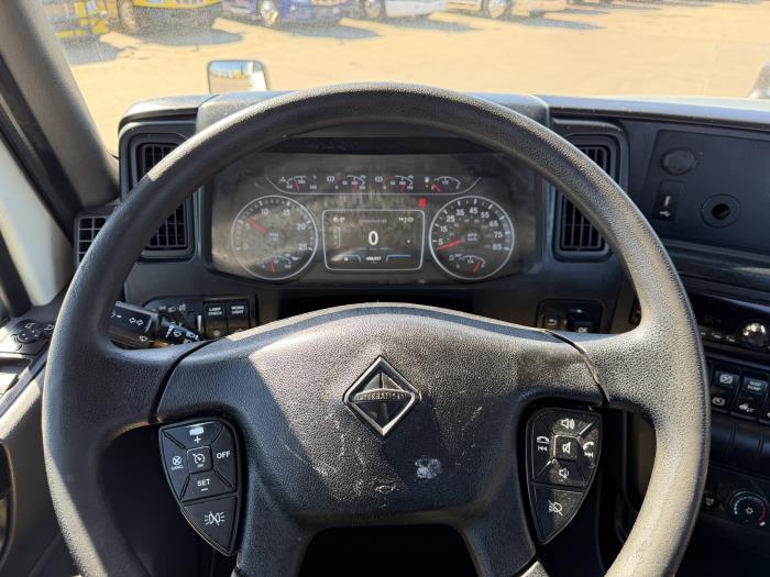 2021 International LT625-29