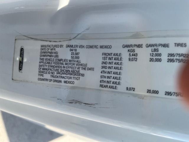 2019 Freightliner Cascadia-18