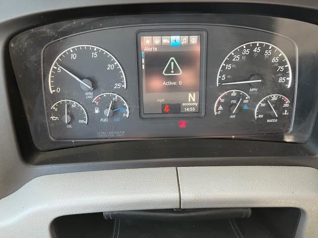 2019 Freightliner Cascadia-20