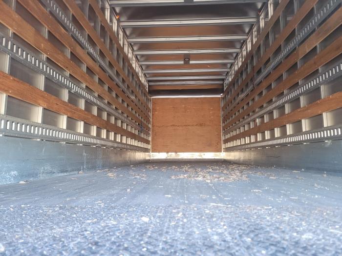 2020 Peterbilt 337-11