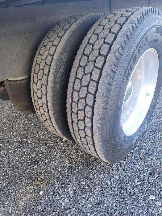 2020 Peterbilt 337-6