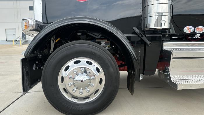 2026 Peterbilt 589-8