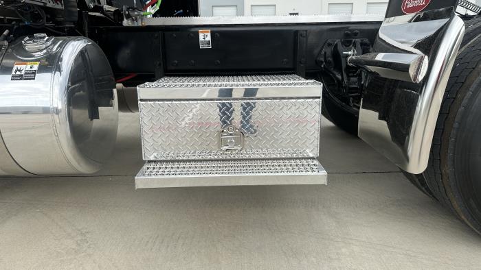 2026 Peterbilt 589-15