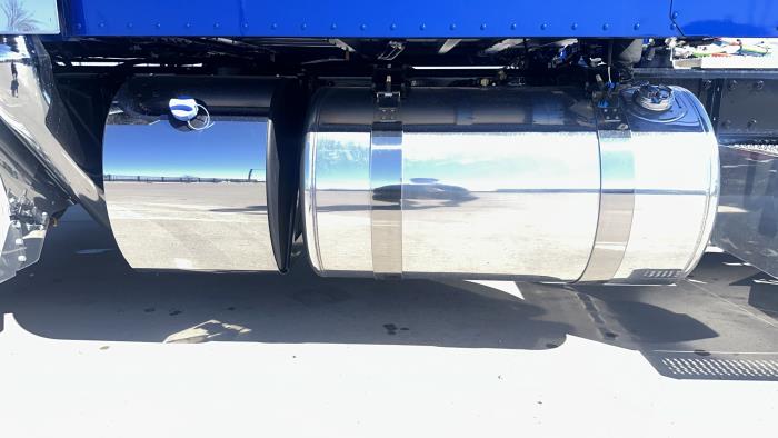 2026 Peterbilt 589-14