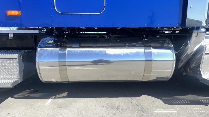 2026 Peterbilt 589-20