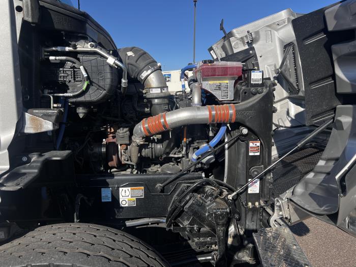 2025 Peterbilt 567-12