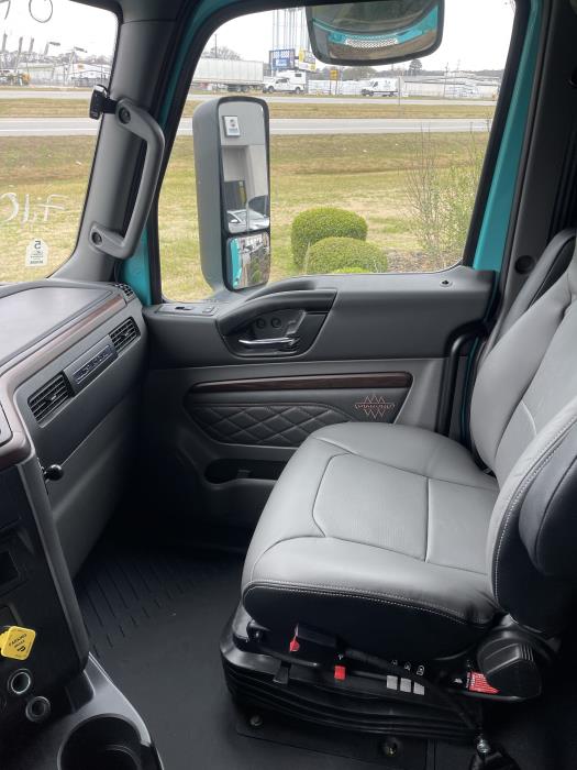 2026 International LT625-8