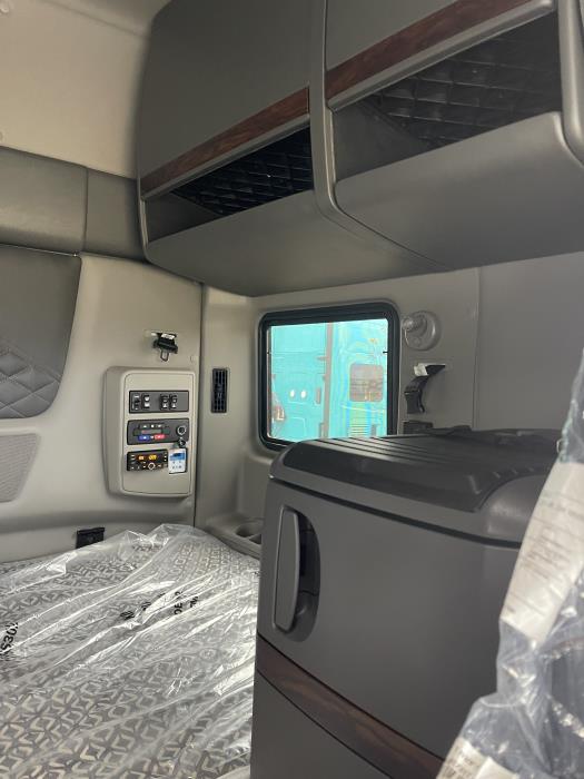 2026 International LT625-4