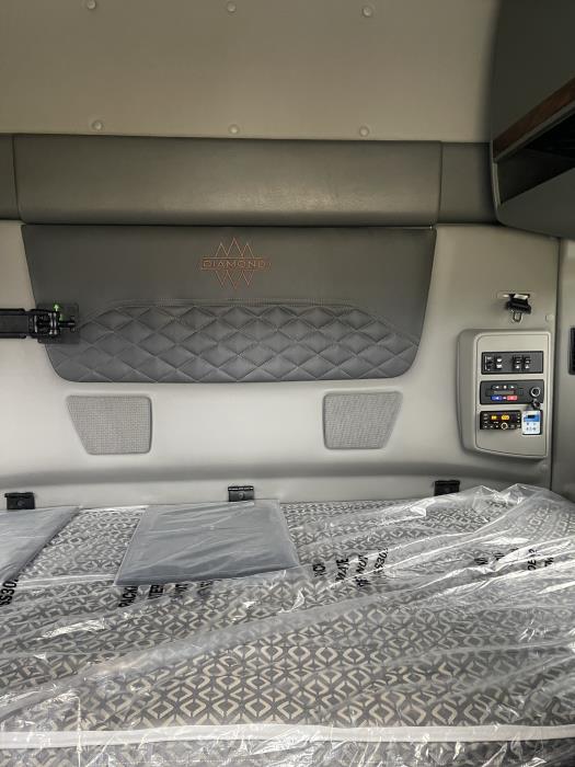 2026 International LT625-5