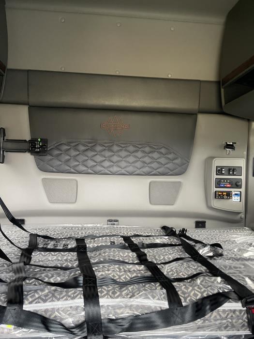 2026 International LT625-5