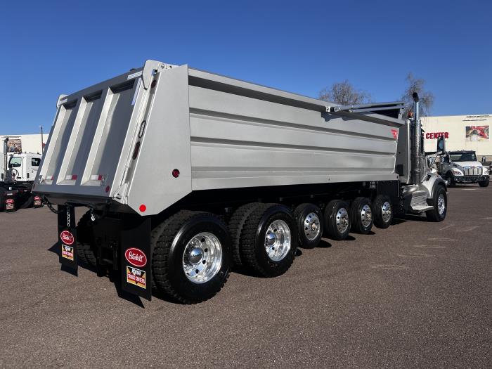 2025 Peterbilt 567-7