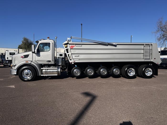 2025 Peterbilt 567-2