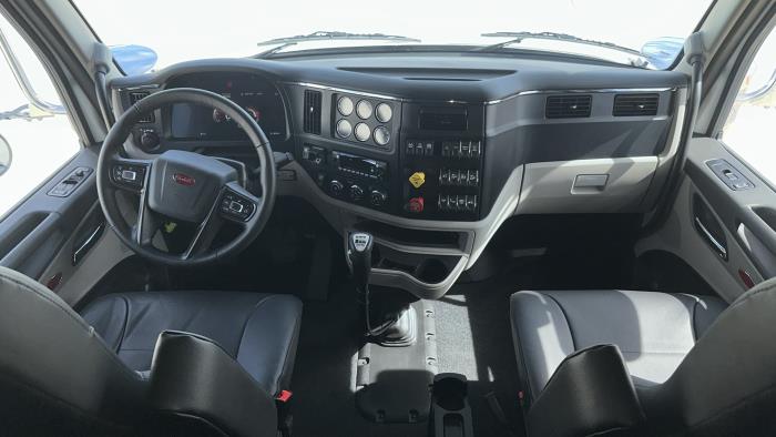2026 Peterbilt 589-27