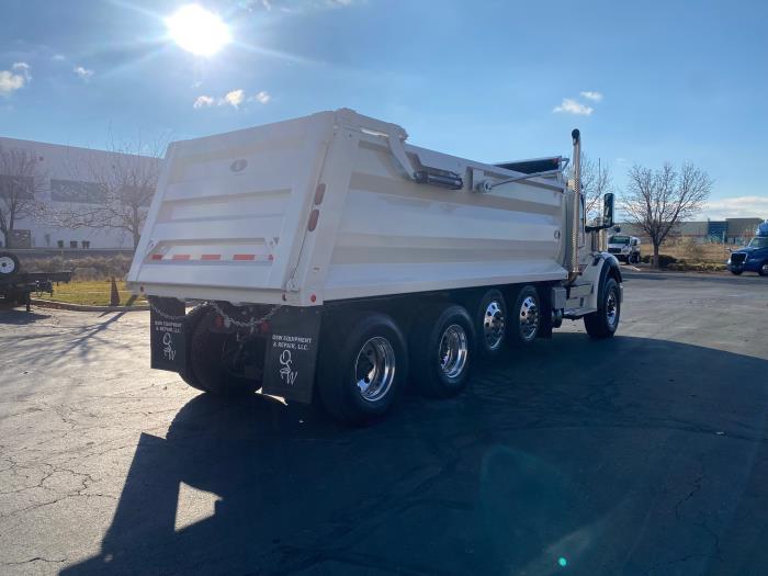 2026 International HX620-4