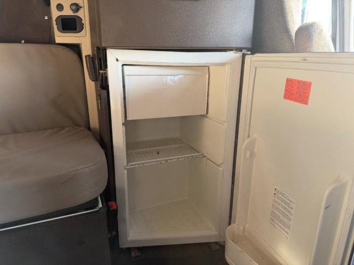 2017 Volvo VNL64T760-21