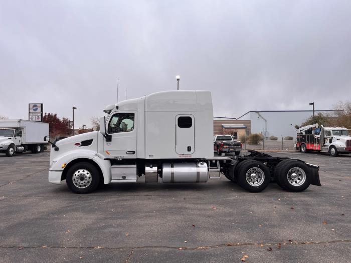 2022 Peterbilt 579-1