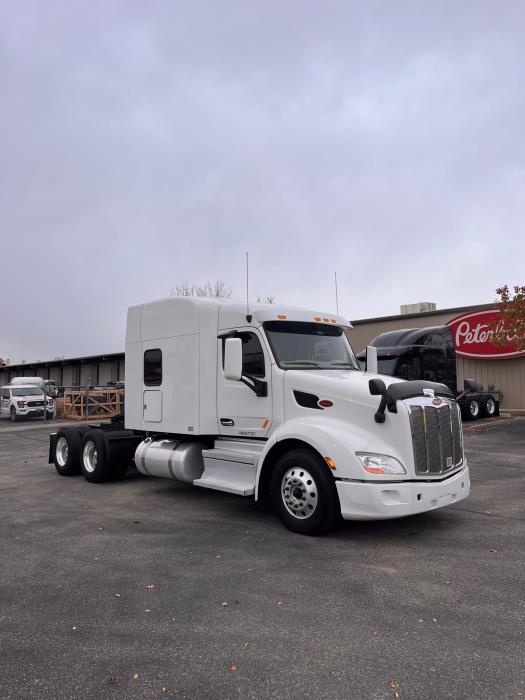 2022 Peterbilt 579-5