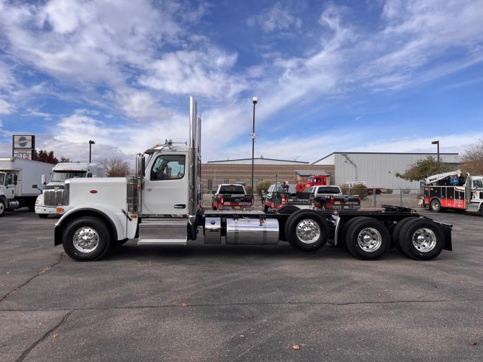 2026 Peterbilt 589-1