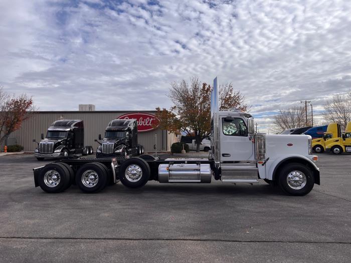 2026 Peterbilt 589-4