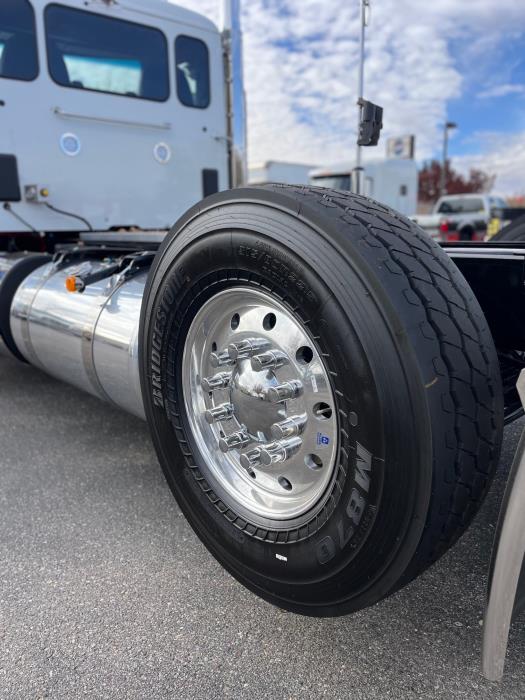 2026 Peterbilt 589-6