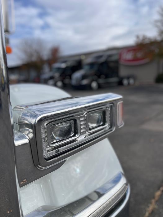 2026 Peterbilt 589-11