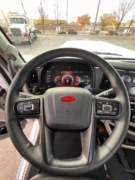 2026 Peterbilt 589-20