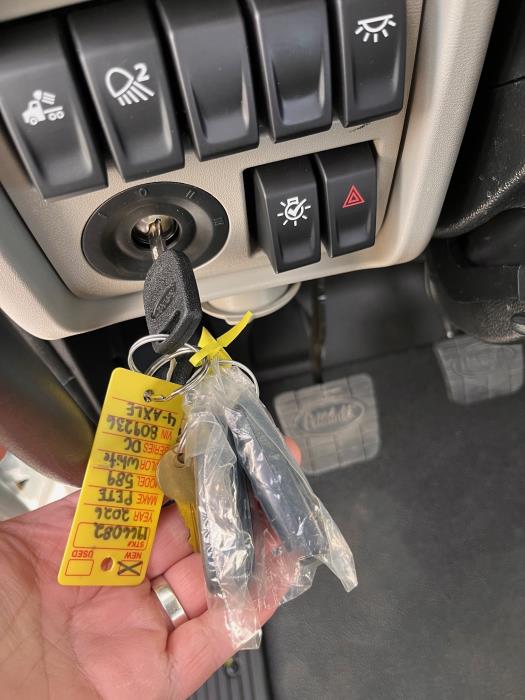 2026 Peterbilt 589-25